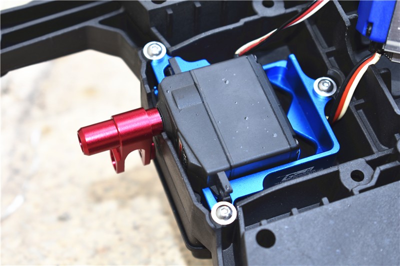 Support De Servomoteur Aluminium GPM Racing Rouge Pour Tamiya DT-03 (1/10) - Réf. DT3024-R