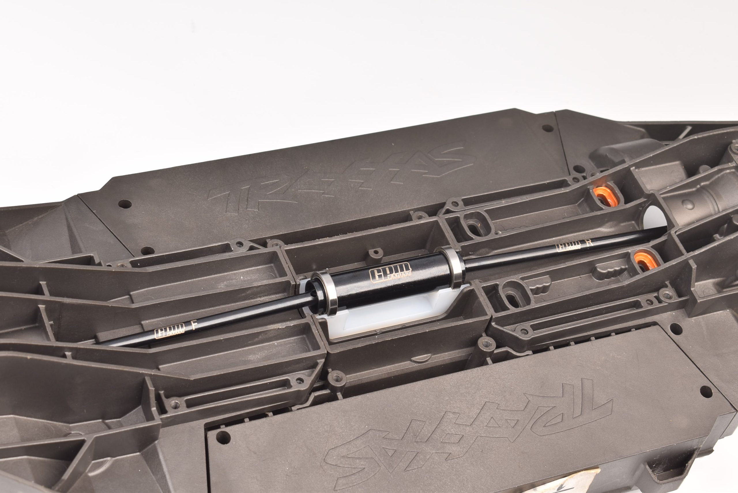 Driveshafts,rear,extreme heavy duty,steel-spline constant-velocity with
